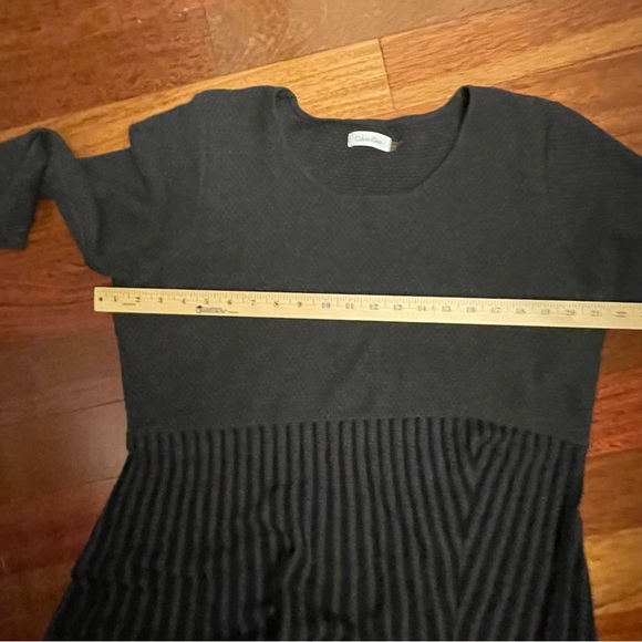 Calvin Klein Black and Gray Long Sleeve Dress - Picture 5 of 6